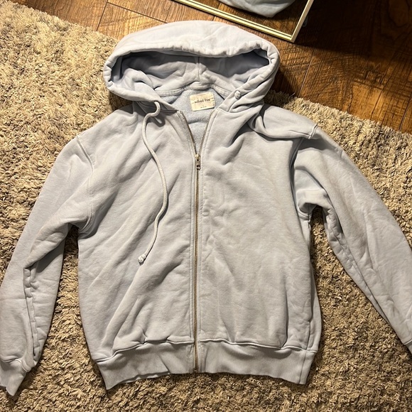 Aritzia Jackets & Blazers - Aritzia Hoodie